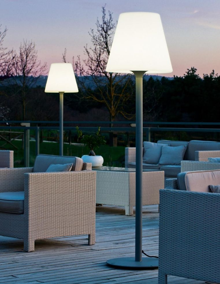 gartenlampe-standy-gartenleuchte-outdoor-auen-stehlampe-garten-balkon-terrasse-wei-standeuchte2 gartenlampe-standy-gartenleuchte-outdoor-auen-stehlampe-garten-balkon-terrasse-wei-standeuchte2