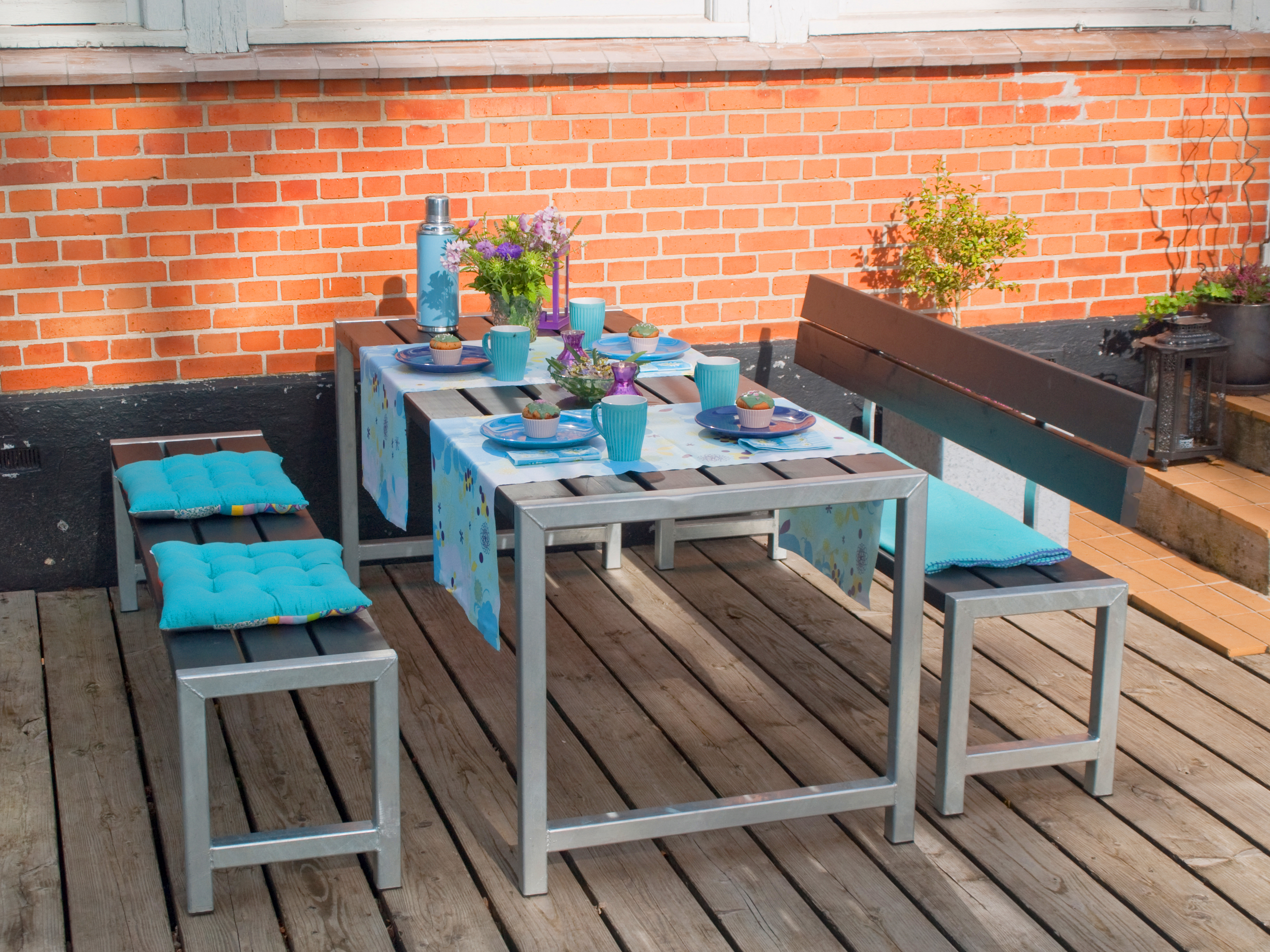 OSLO Outdoor-Sitzgruppe Holz schwarz,  1 Tisch + 2 Bänke + 1 Rückenlehne