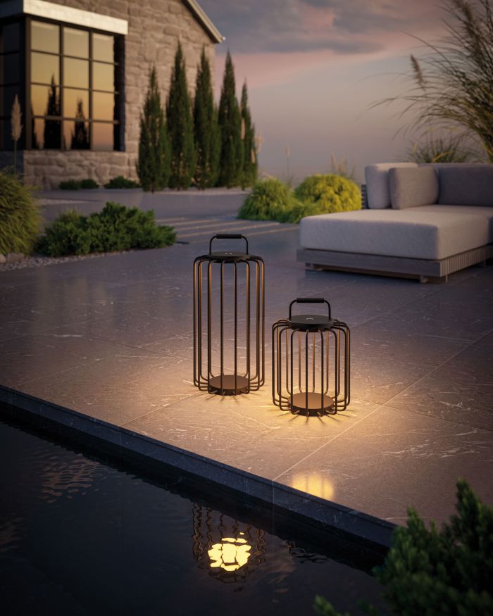 outdoor-design-laterne-metall-schwarz-akku-dimmer-ambiente