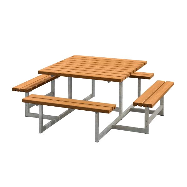 cuatro-quadratische-outdoor-sitzgruppe-holz-teak
