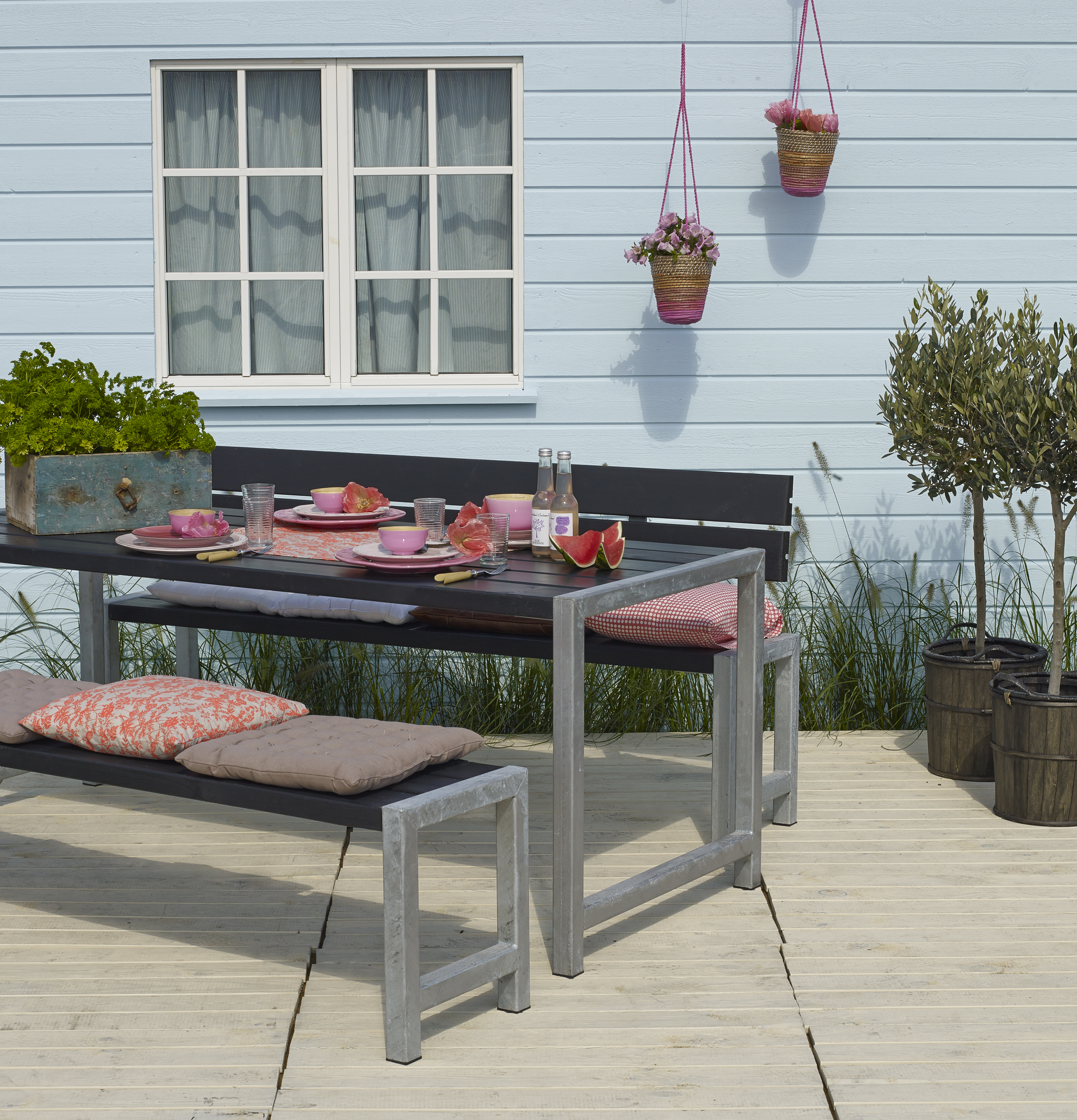 OSLO Outdoor-Sitzgruppe Holz schwarz,  1 Tisch + 2 Bänke + 1 Rückenlehne