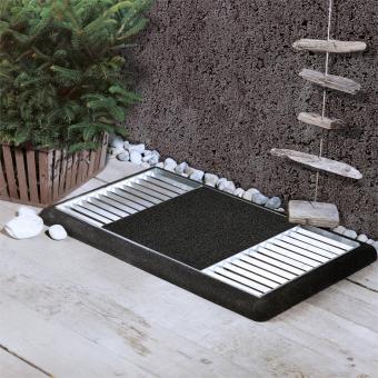 Design-Fußmatte Cubic, bestehend aus 2 Gitter-Rosten und schwarzer Kunststoff-Matte mit Gummirahmen